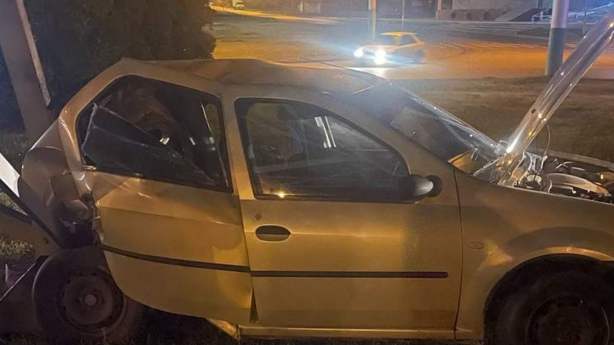 Иномарка, разбившаяся возле «Буртас» в Пензе, оказалась угнанной