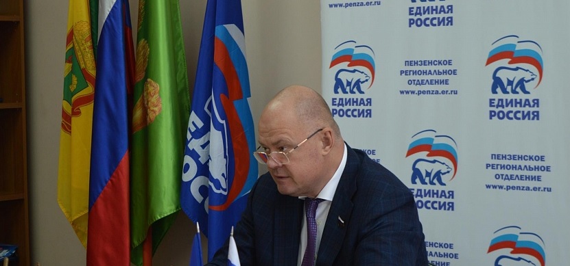 Вадим Супиков помог устранить две коммунальные аварии в Пензе