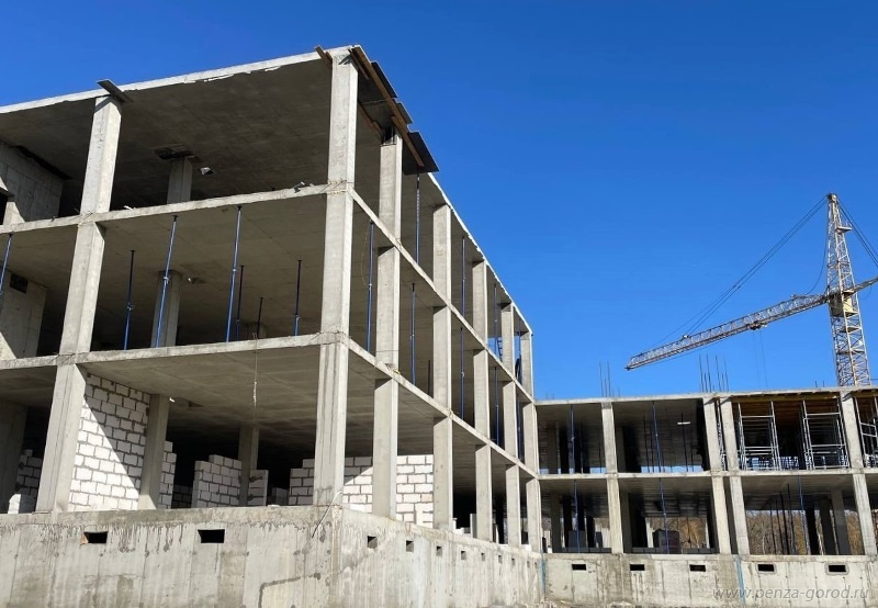Пензенцам рассказали, как идет строительство школы в Заре
