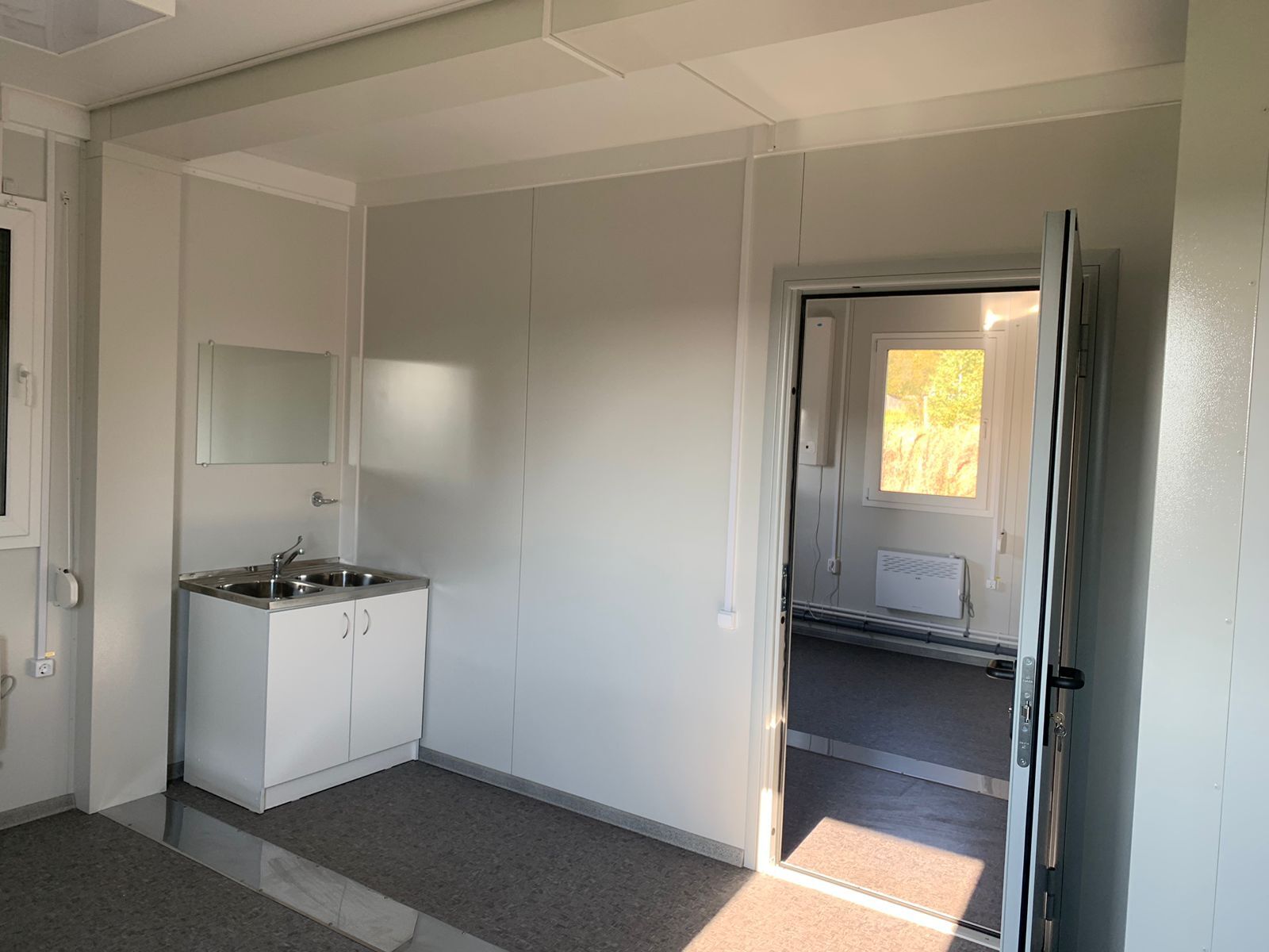 В Каменском районе раньше срока возвели два ФАПа