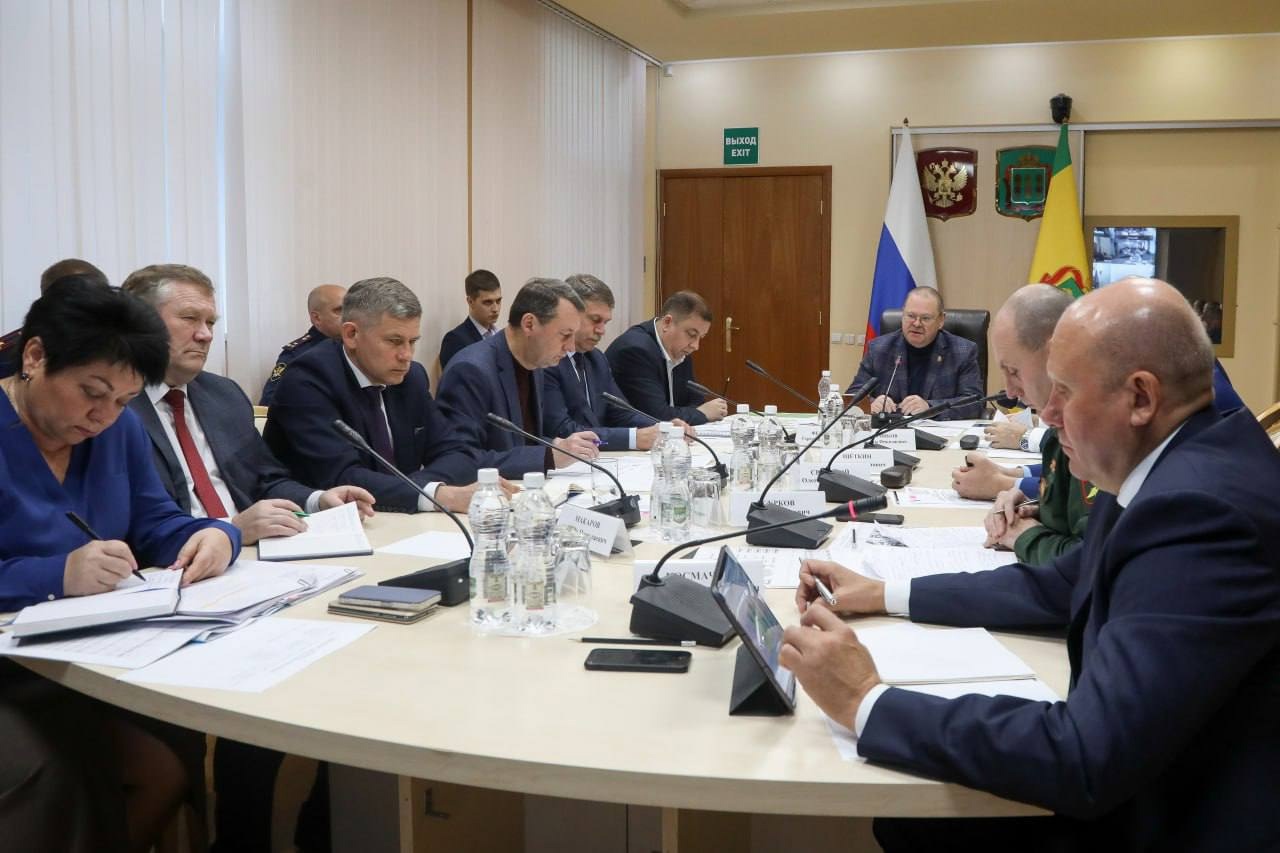 Олег Мельниченко поручил мониторить обращения пензенцев об отоплении