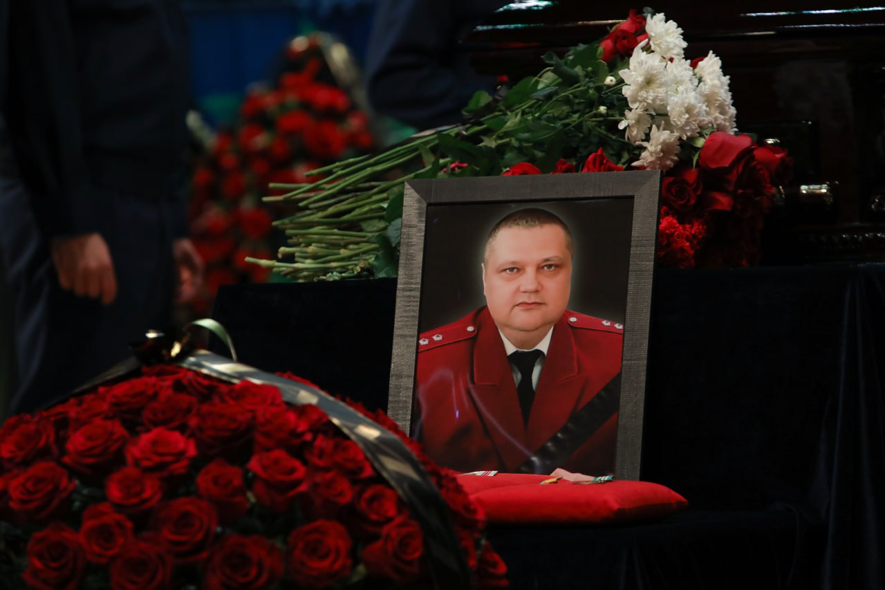 В Пензе простились с Михаилом Перекусихиным