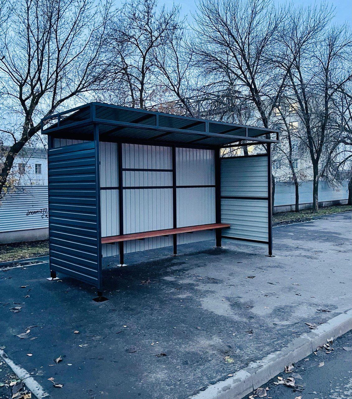 Пензенцы дождались появления остановочных павильонов на улице Чаадаева