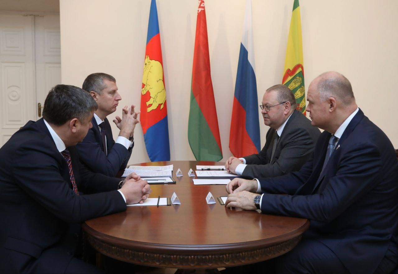 Олег Мельниченко провел встречу с прибывшей в Пензу делегацией Республики Беларусь