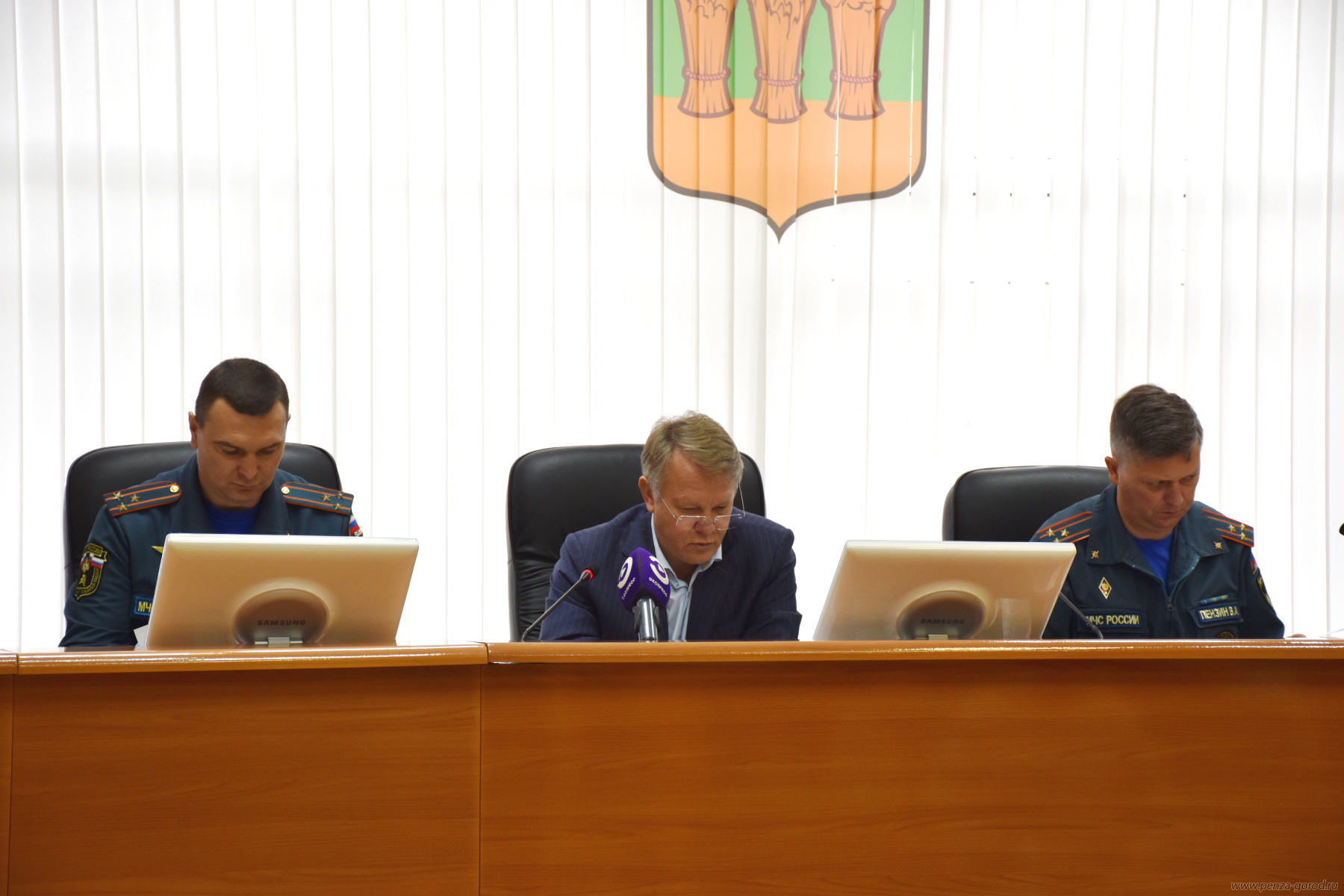 Пензенцам рассказали, как планируют бороться с частыми возгораниями на полигоне в Чемодановке