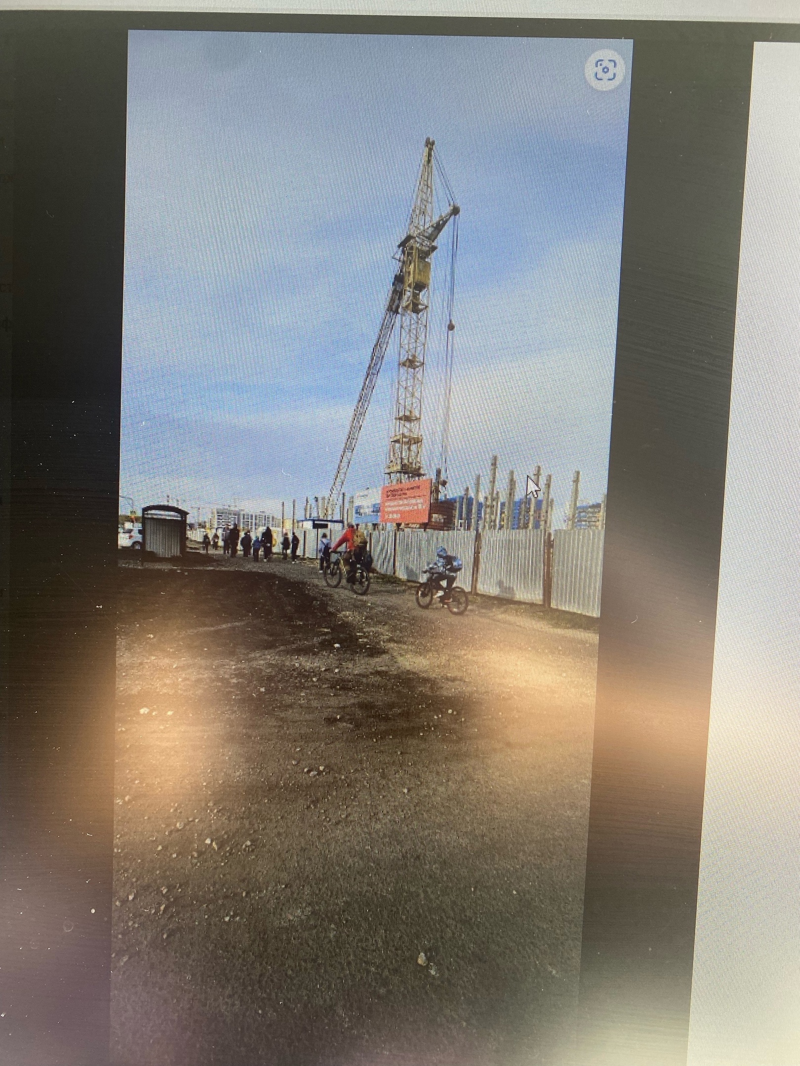 Пензенцы вынуждены добираться до новой школы в Засечном по щебенке и грязи