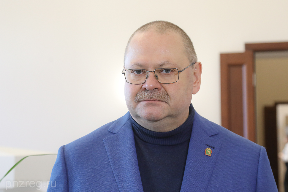 Олег Мельниченко поручил подключить все новые ФАПы к интернету