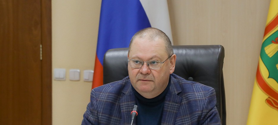 Олег Мельниченко лично контролирует процесс возмещения ущерба пострадавшим от урагана никольчанам