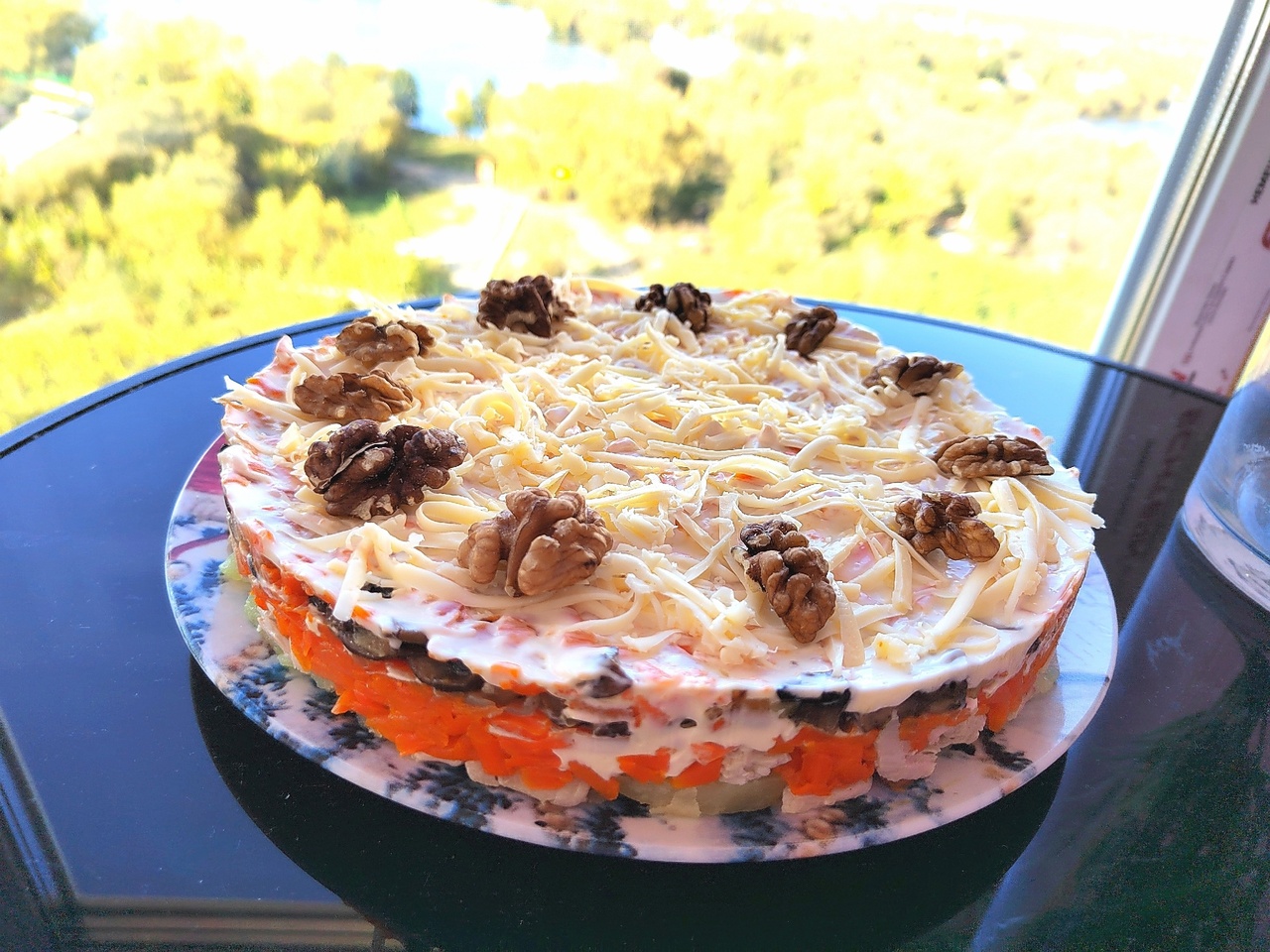 Готовим салат с курицей и шампиньонами