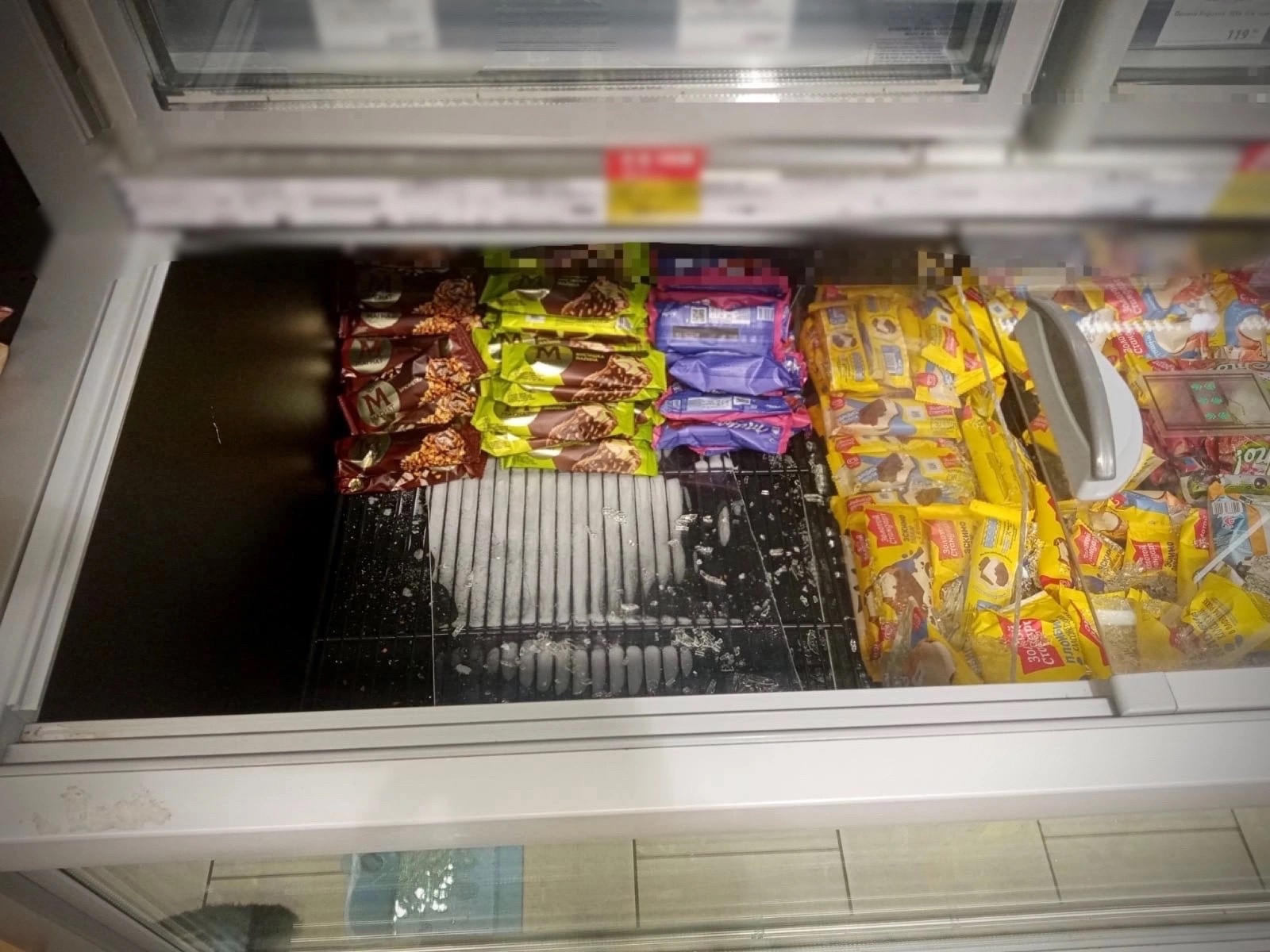 В Пензе несостоявшийся вор разбил кулаком витрину с мороженым