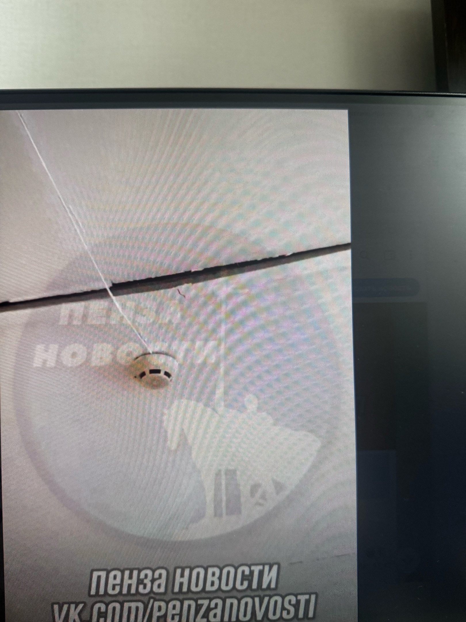 В пензенской школе в потолке обнаружили большую трещину