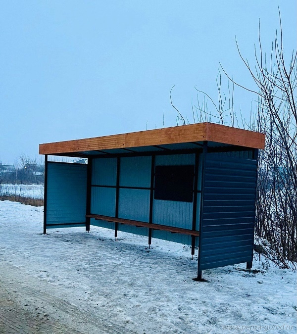 В пензенском микрорайоне Заря появился новый остановочный павильон