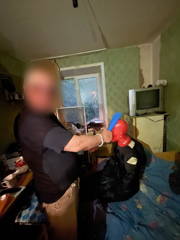 В Пензе мужчина забил любимую ножкой от табурета и бросил ее тело в лифте