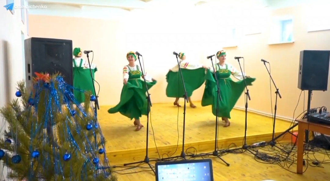 В Сосновоборском районе отремонтировали сельский Дом Культуры