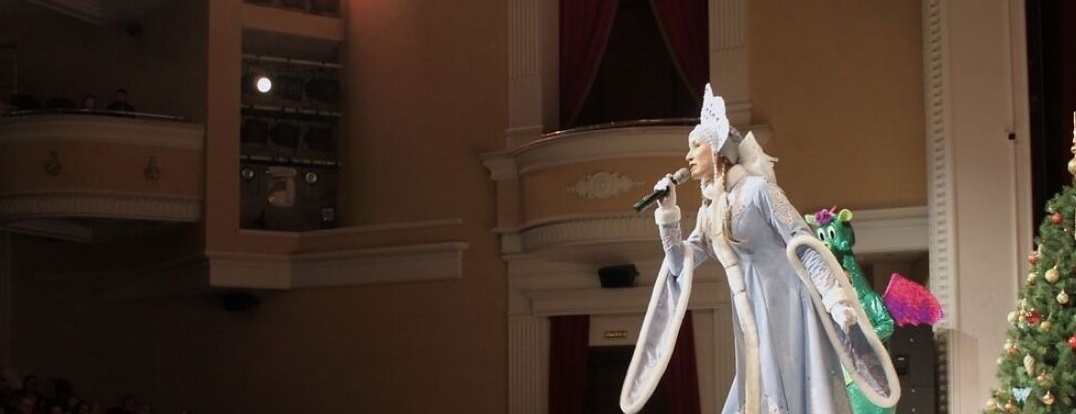 В Пензенском драмтеатре прошла Губернаторская елка