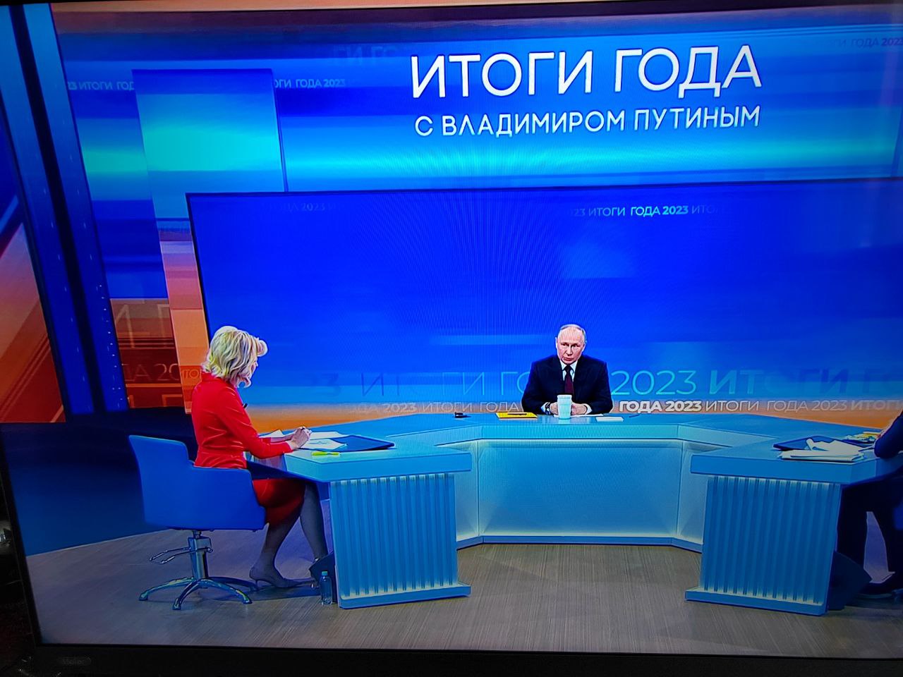 Владимир Путин рассказал, смягчат ли в РФ наказание за экономические преступления