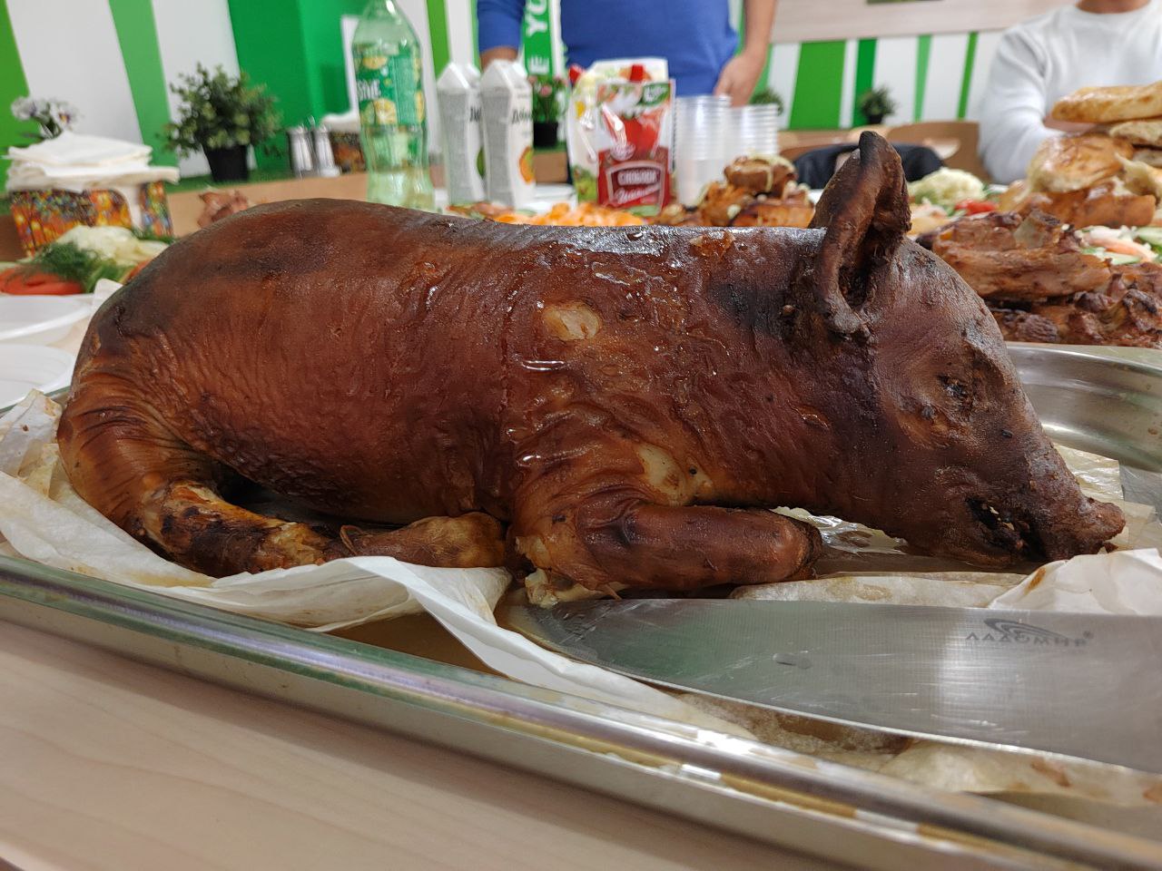 Свинина с мятным соусом к Новому году