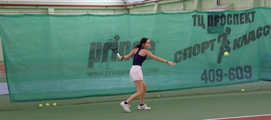 Пензенские спортсмены высоко оценили новые теннисные корты в СШОР
