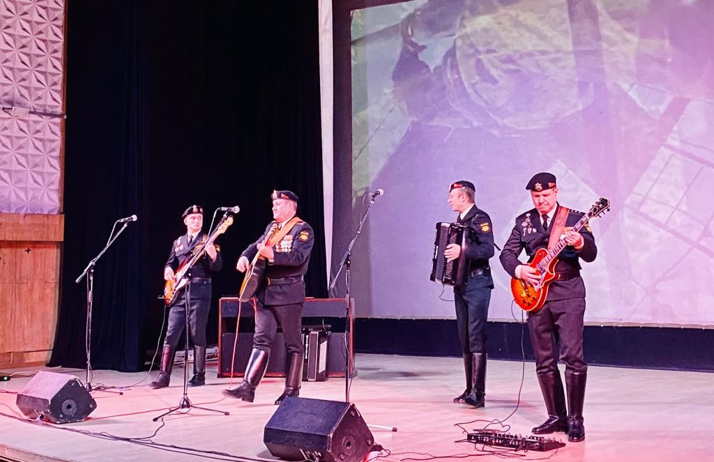 Благотворительный концерт "Черных беретов" в Пензе собрал полный зал