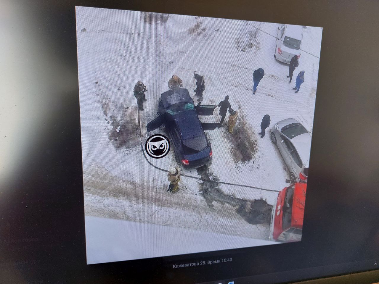 В Пензе на улице Кижеватова загорелась легковушка