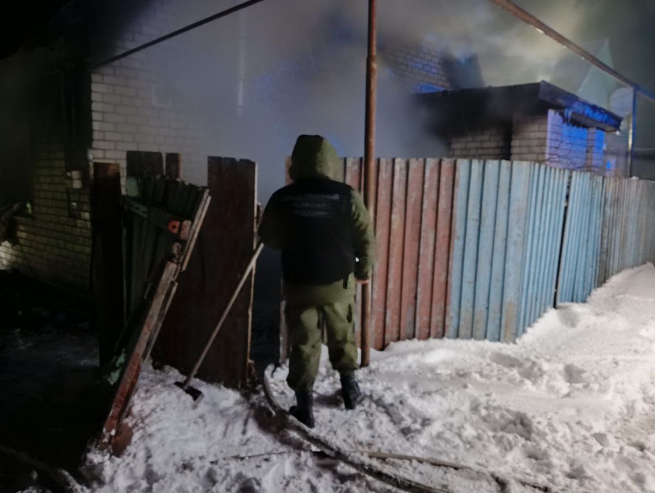 В Бессоновском районе пожар унес жизнь бабушки и двух ее внуков