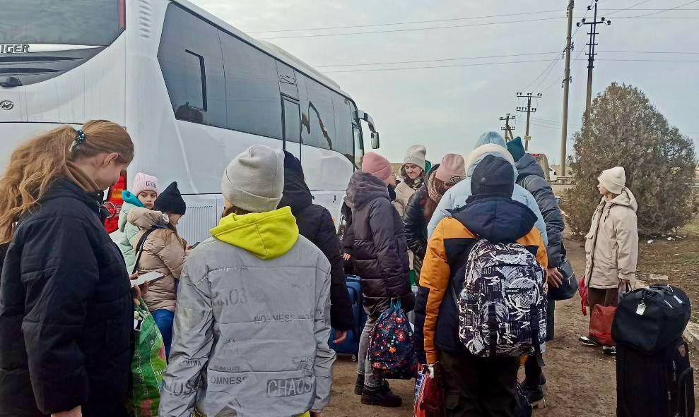 Шефы из Пензы организовали для ребят из Токмака и Пологов экскурсию в Москву