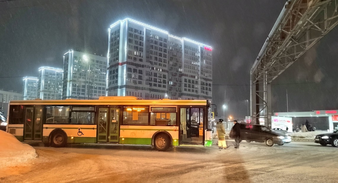 В Пензе на ГПЗ столкнулись автобус и легковушка