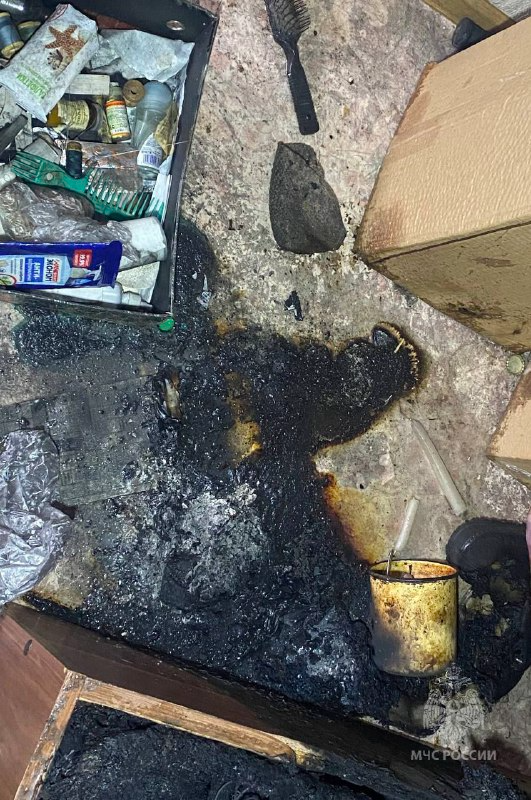 Причиной смертельного пожара на улице Новоселов могла стать свеча