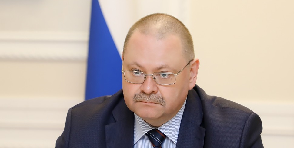 Олег Мельниченко поздравил бойцов с профессиональным праздником