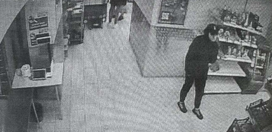 В Пензе осудили 20-летнего вора со стажем за кражу еды, алкоголя и пены для бритья