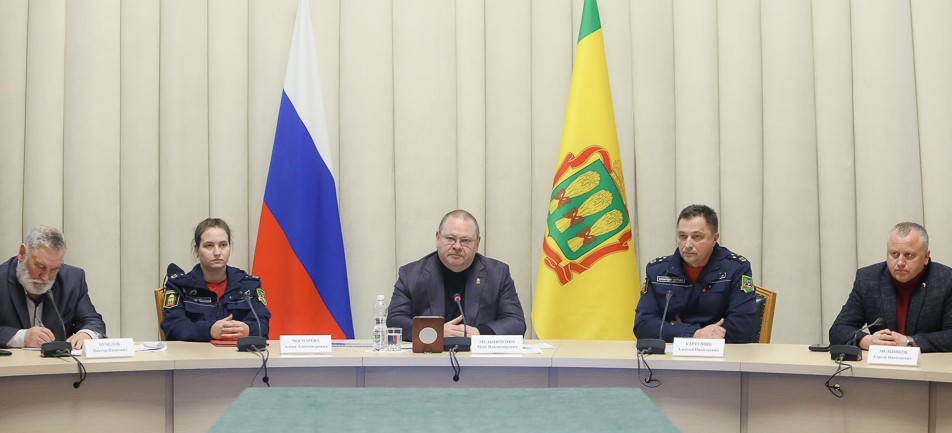 Олег Мельниченко поблагодарил «тигров» за их вклад в охрану правопорядка в регионе