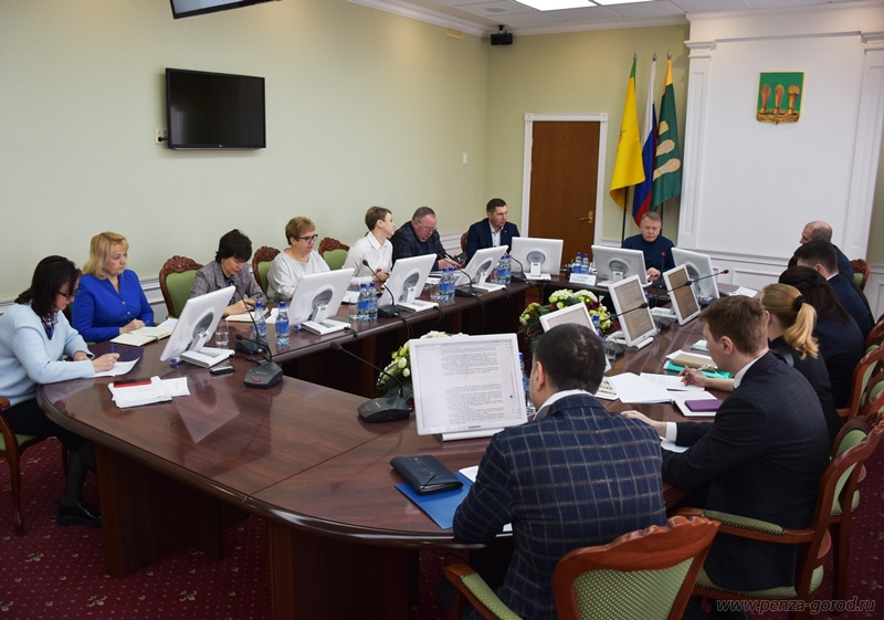 Зимой пензенские дороги ремонтировали на площади 1 000 квадратных метров