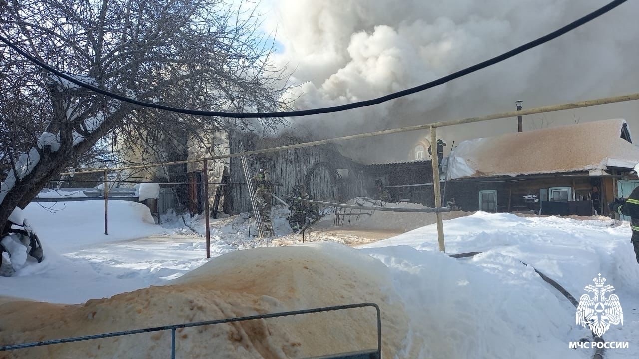 В Кузнецке проводят проверку по факту воскресного пожара