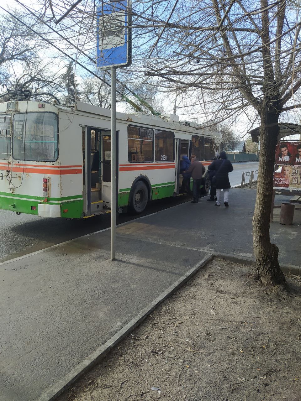 В Пензе из-за обрыва проводов на улице Суворова изменили схему движения троллейбусов