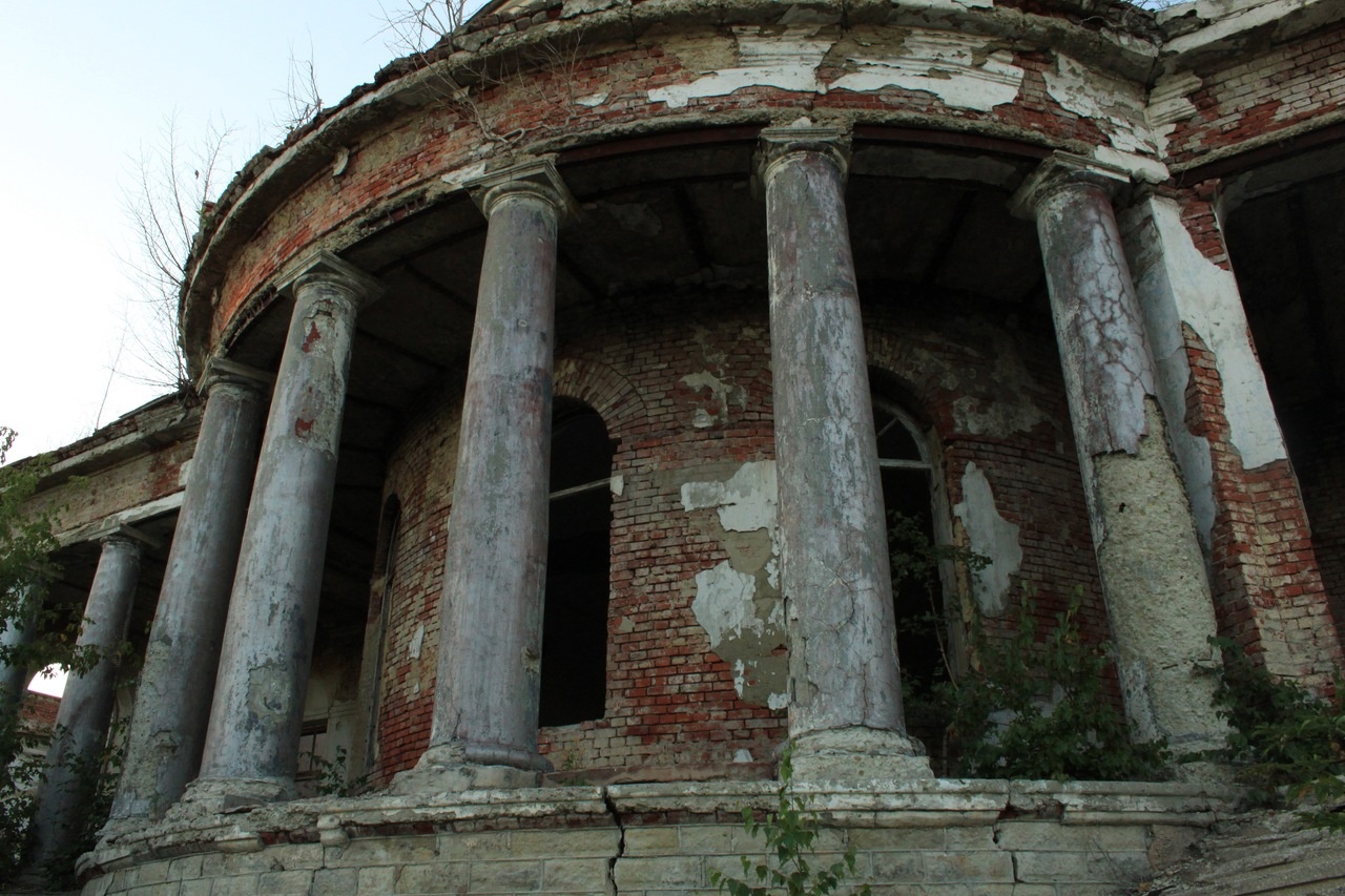В Пензенской области продолжает разрушаться усадьба Воейкова