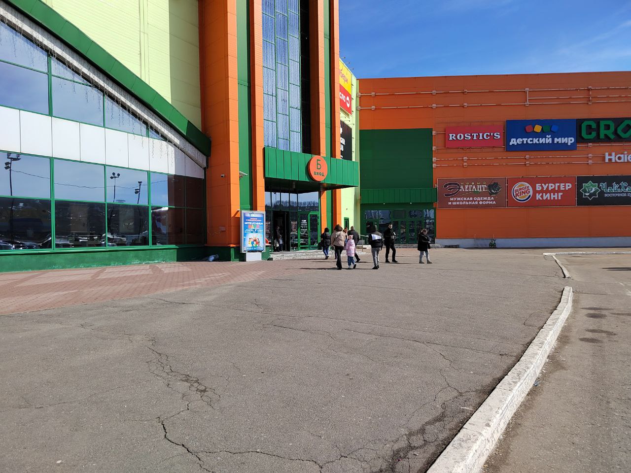 Пензенцы не боятся прогуливаться по торговым центрам