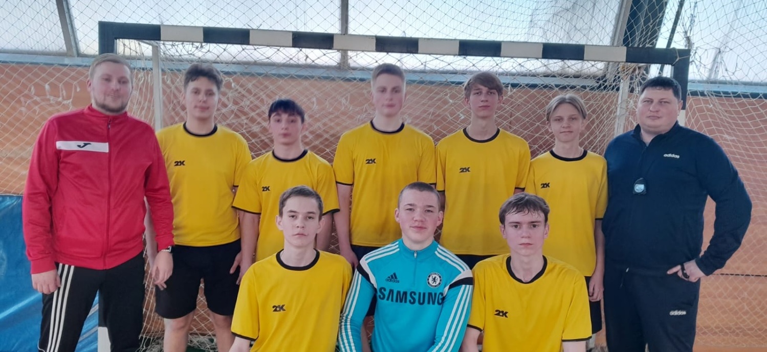 В Сердобске прошли итоговые игры соревнований по мини-футболу