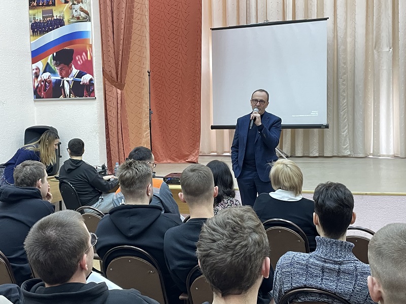 В Пензе студентам объяснили карьерные перспективы работы в отрасли энергетики