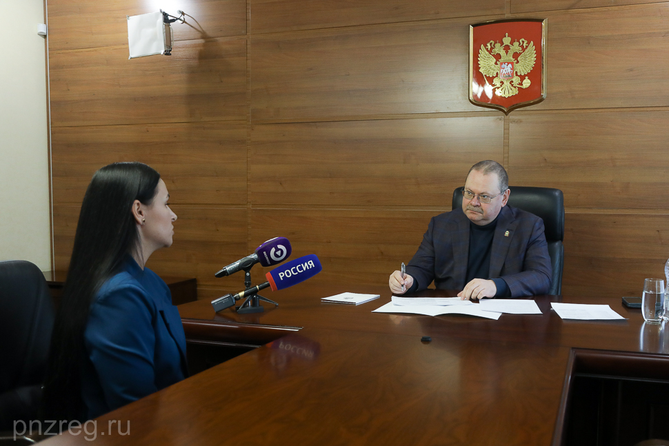 Жителям ГПЗ пообещали осветить темную дорогу до 1 августа