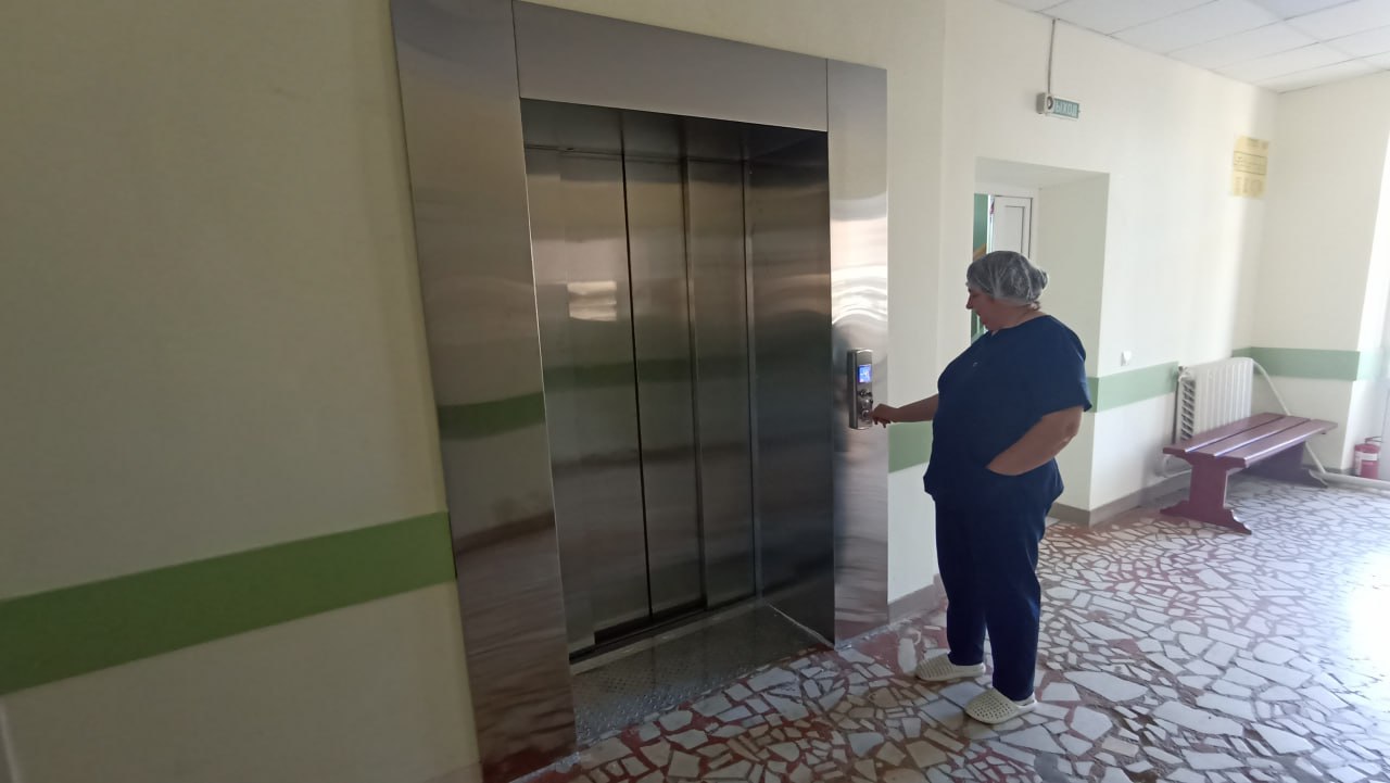 В терапевтическом корпусе Земетчинской больницы установят лифт