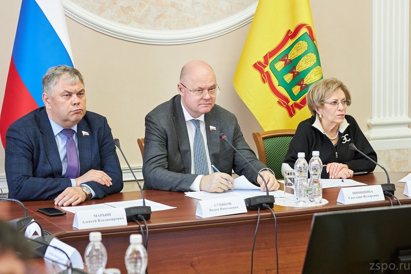 Вадим Супиков провел «круглый стол» на тему сохранения и популяризации культурного наследия