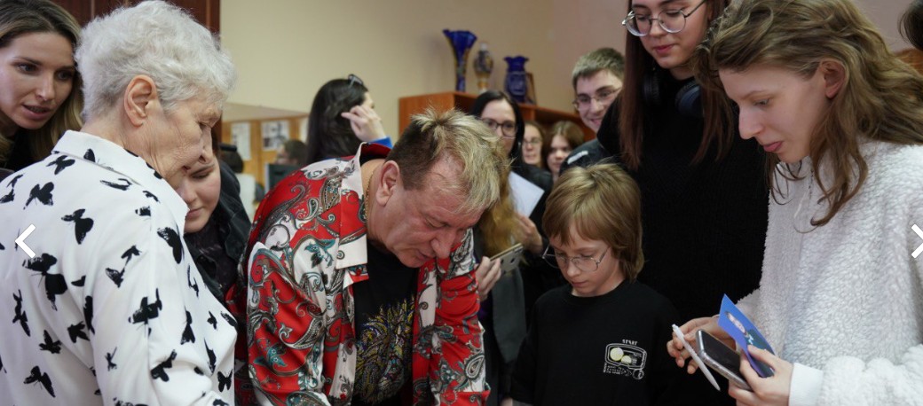 Артист Сергей Пенкин поделился советами вокального мастерства со студентами пензенского колледжа