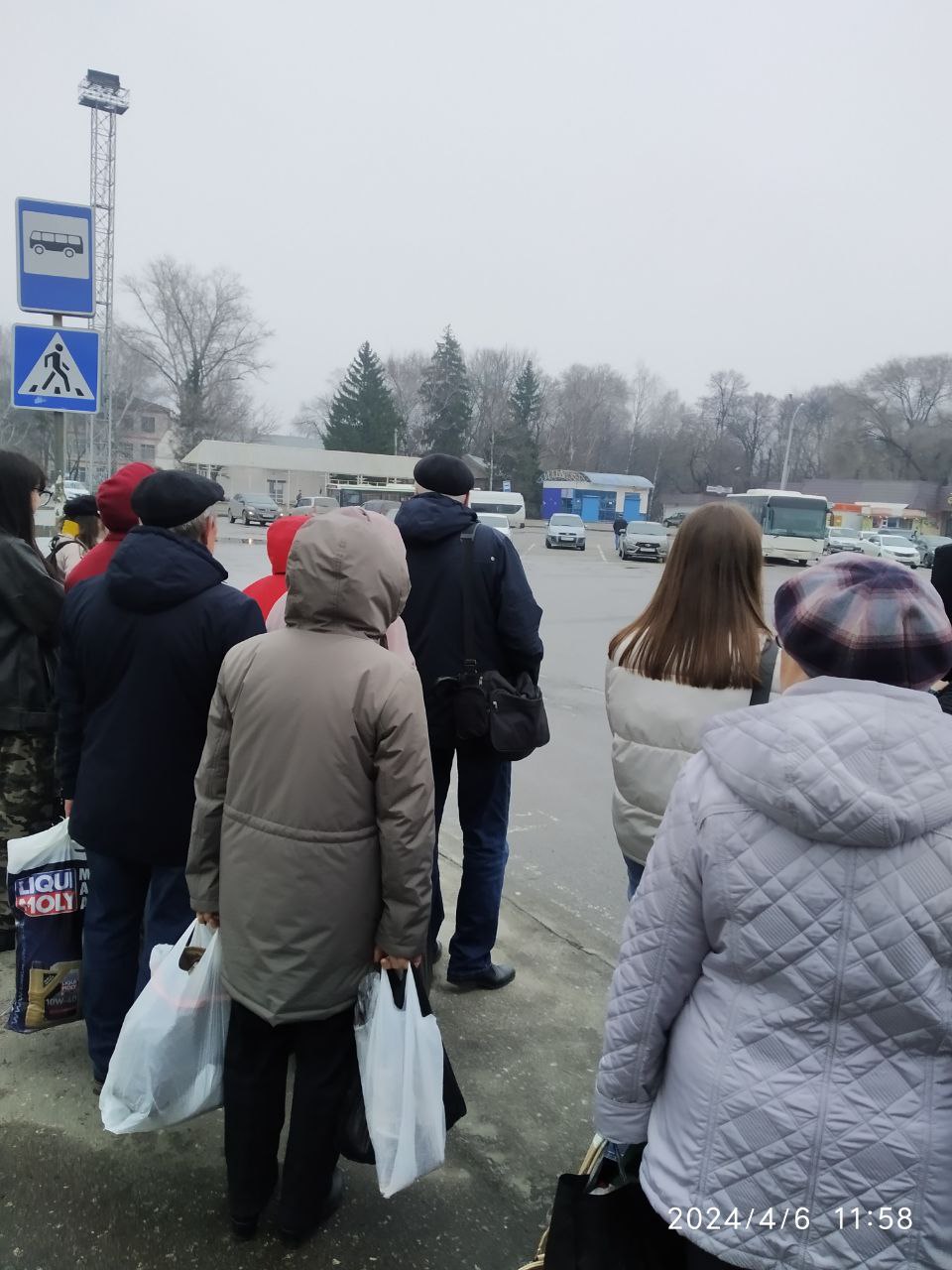 В Пензе водителя 12-ой маршрутки развеселила давка в салоне и сломанная дверь