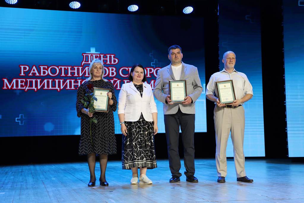 Ольга Чистякова поздравила пензенских медиков с профессиональным праздником