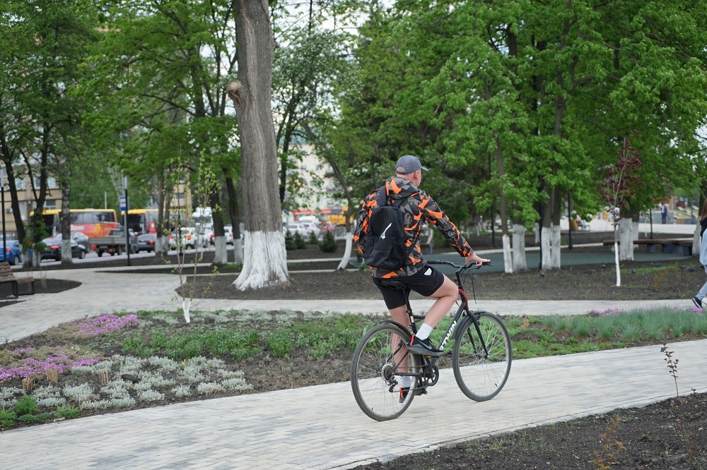 В Пензе велосипедист сбил 4-летнюю девочку и скрылся