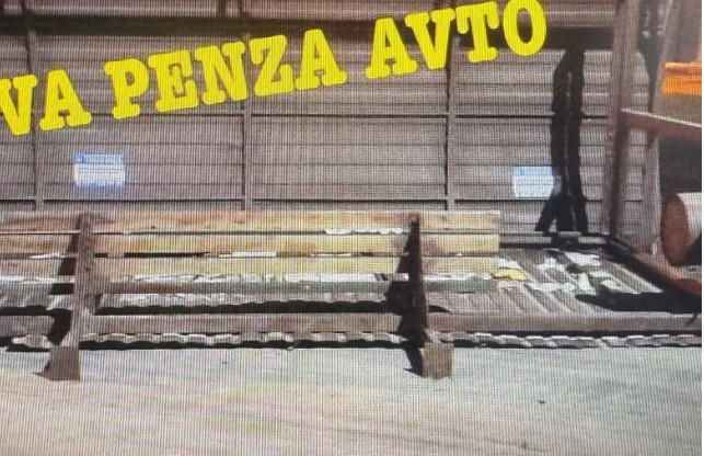 В Пензе устраняют последствия ураганного ветра