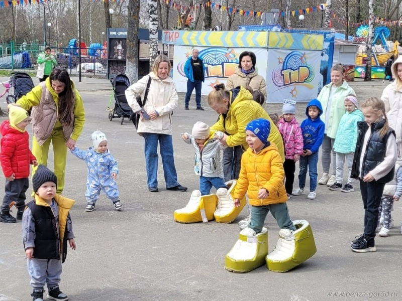 В Пензе из-за непогоды отменили игровые программы в парках