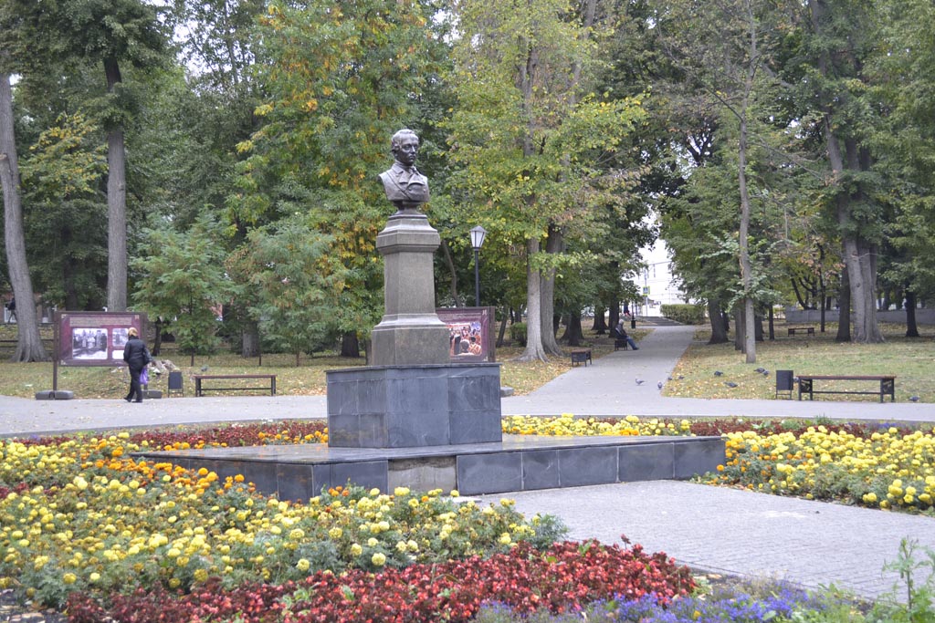 В Пензе может появиться подсветка у бюста Михаила Лермонтова