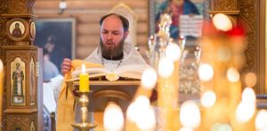 Священник Виталий Зорин рассказал, почему не стоит посещать кладбище на Страстной седмице