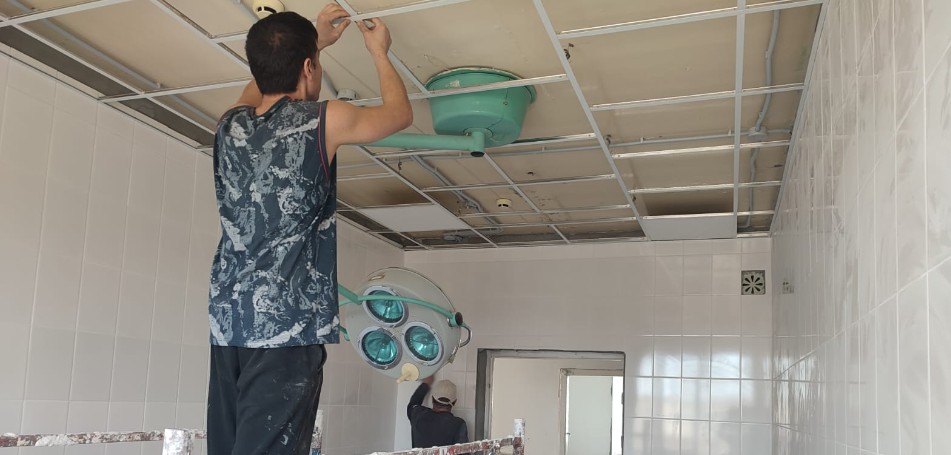 В Башмаковской больнице продолжается ремонт терапевтического корпуса